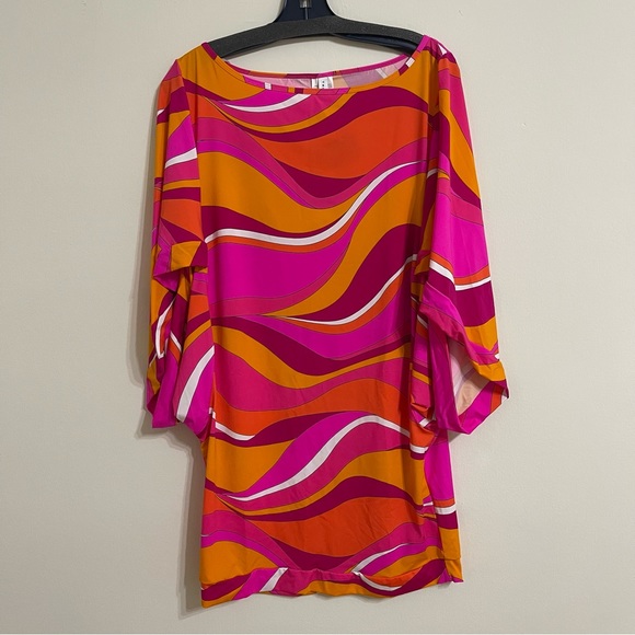 Trina Turk VIVID VISTA SWIM TUNIC - Picture 3 of 12